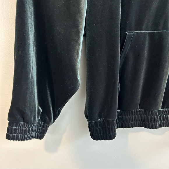 Zara Velvet/Velour Dark Emerald High Neck Track Jacket Pullover Size Med… - Picture 7 of 11